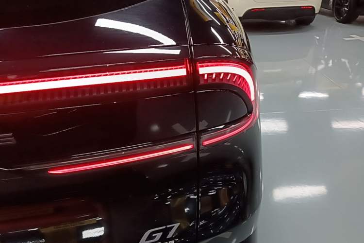 Used XPeng G7 2025 Model—702 Ultra Long Range Right Rear Taillight