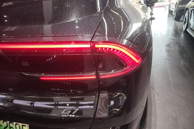 Used XPeng G7 2025 Model—702 Ultra Long Range Right Rear Taillight