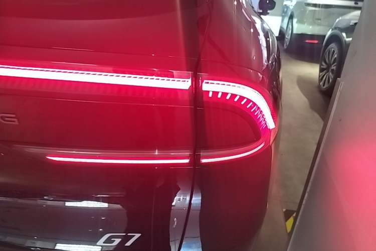 Used XPeng G7 2025 Model—702 Ultra Long Range Right Rear Taillight