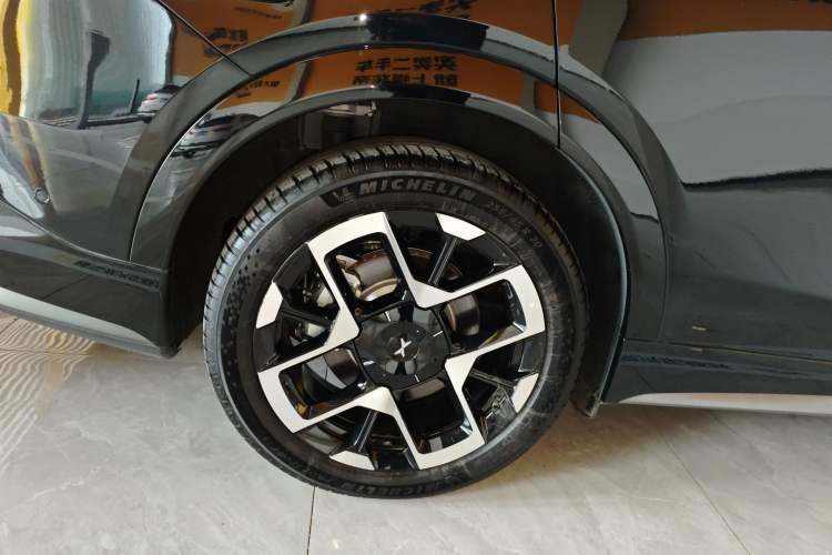 Used XPeng G7 2025 702 Max Right Rear Wheel Hub