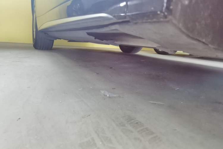 Used XPeng G7 2025 Model—702 Ultra Long Range Right Side Sill