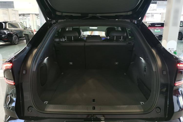 Used XPeng G7 2025 702 Max Trunk