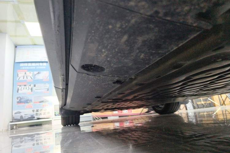 Used XPeng G7 2025 702 Max Chassis Rear Left