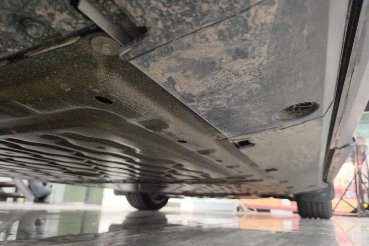 Used XPeng G7 2025 702 Max Chassis Rear Right