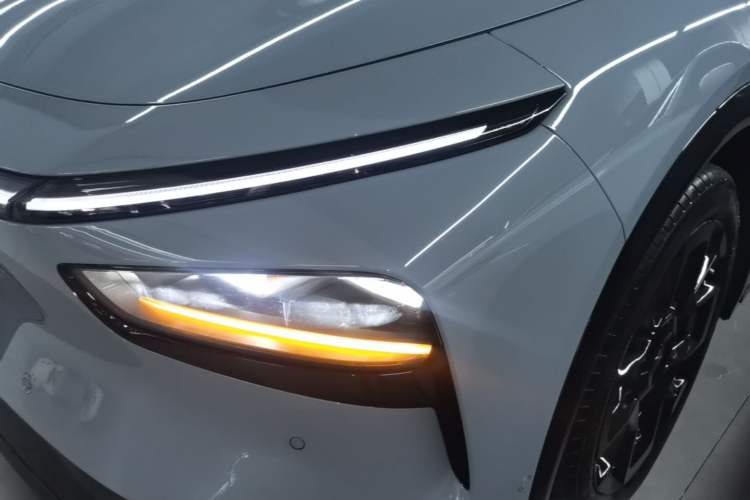 Used XPeng G7 2025 Model—702 Ultra Long Range Left Front Headlight