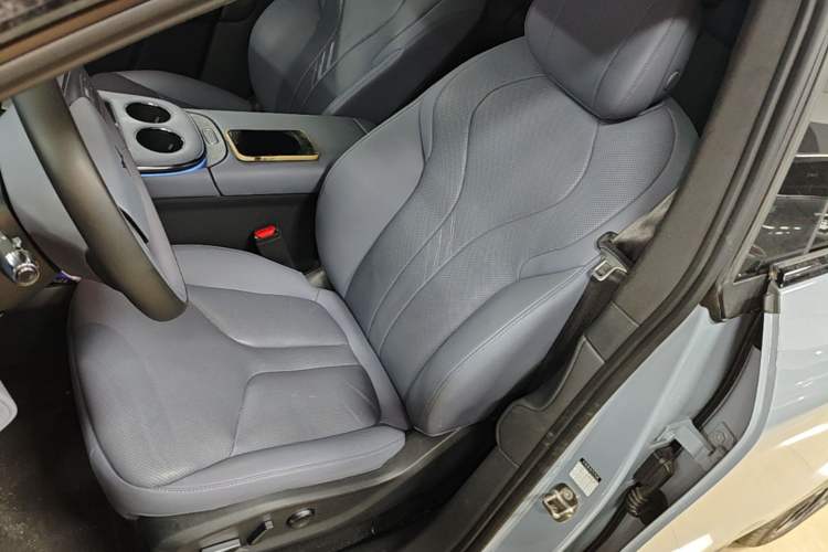 Used XPeng G7 2025 Model—702 Ultra Long Range Left Front Seat