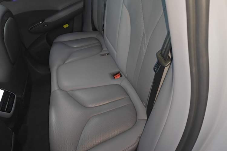 Used XPeng G7 2025 Model—702 Ultra Long Range Left Rear Seat