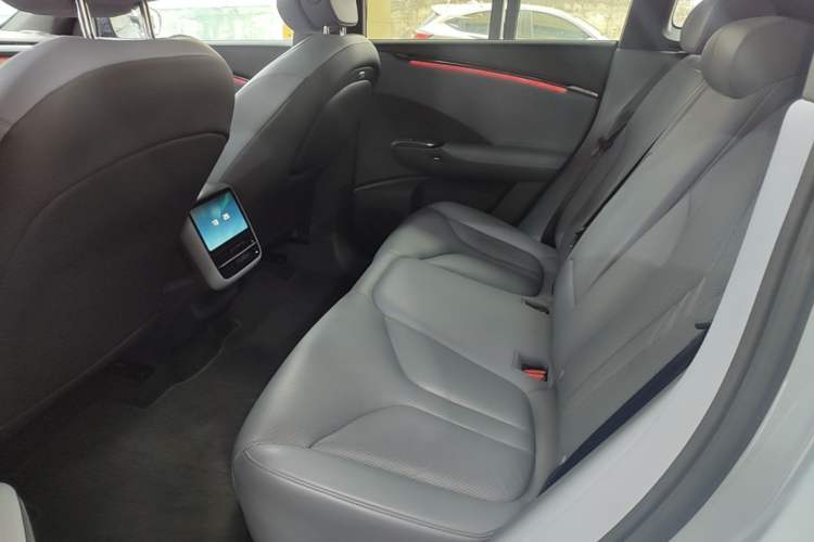 Used XPeng G7 2025 Model—702 Ultra Long Range Left Rear Seat