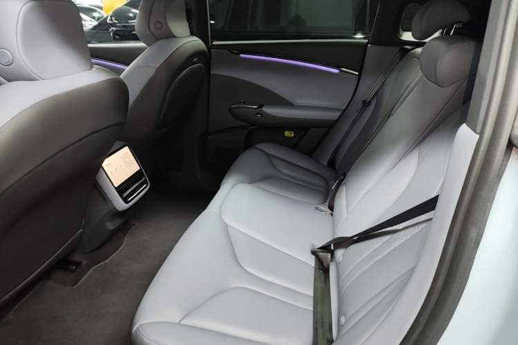Used XPeng G7 2025 Model—702 Ultra Long Range Left Rear Seat
