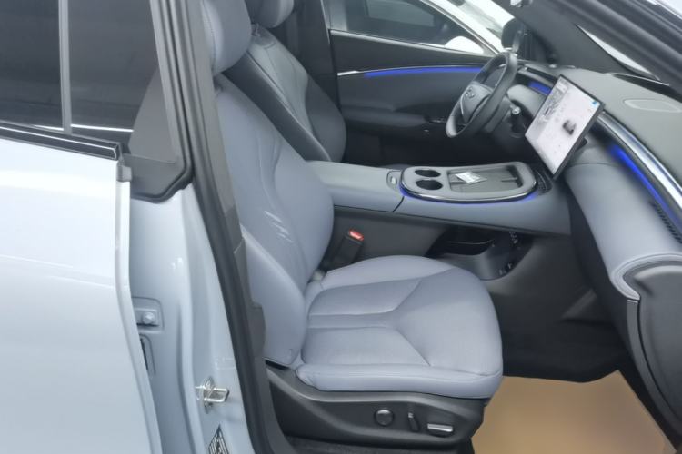 Used XPeng G7 2025 Model—702 Ultra Long Range Right Front Seat