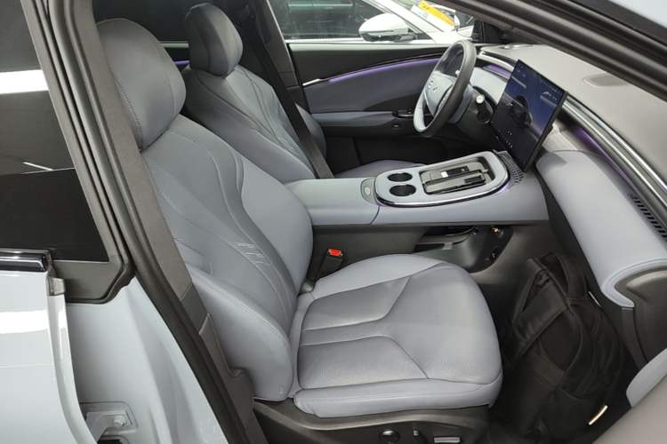 Used XPeng G7 2025 Model—702 Ultra Long Range Right Front Seat