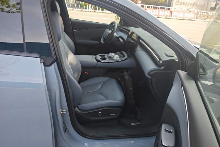 Used XPeng G7 2025 Model—702 Ultra Long Range Right Front Seat