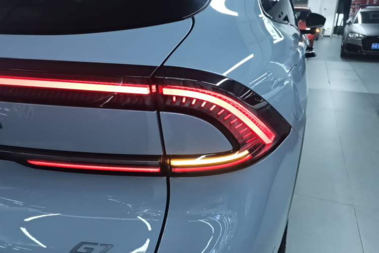 Used XPeng G7 2025 Model—702 Ultra Long Range Right Rear Taillight