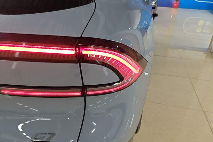 Used XPeng G7 2025 Model—702 Ultra Long Range Right Rear Taillight