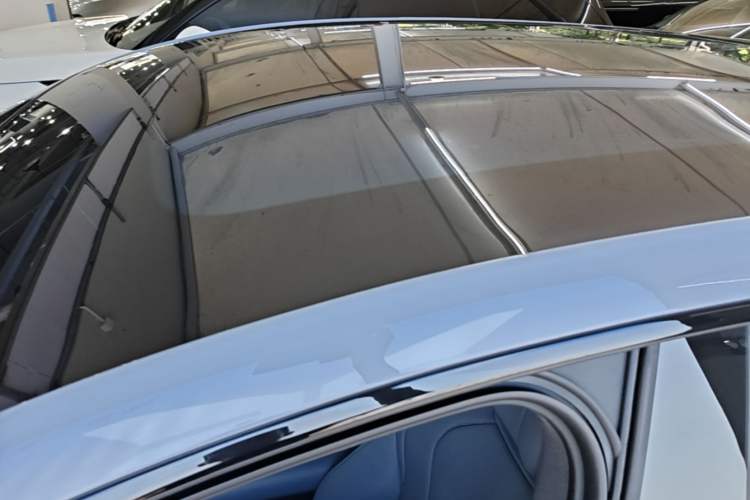 Used XPeng G7 2025 Model—702 Ultra Long Range Roof