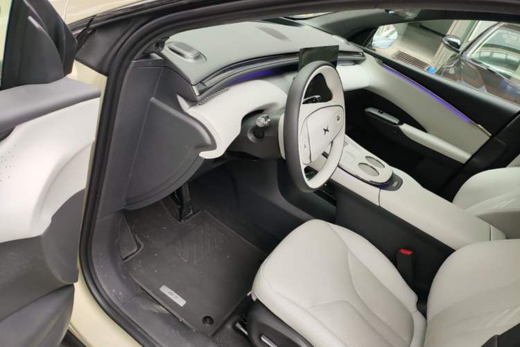 Used XPeng G7 2025 Model—702 Ultra Long Range Driver Seat