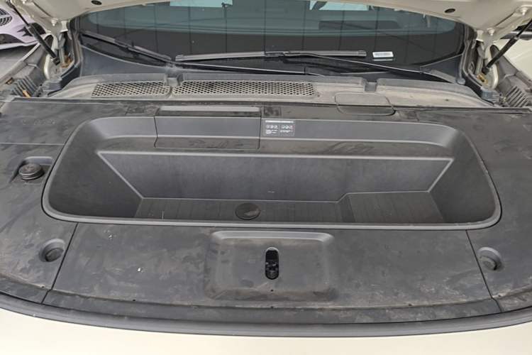 Used XPeng G7 2025 702 Max Engine Bay