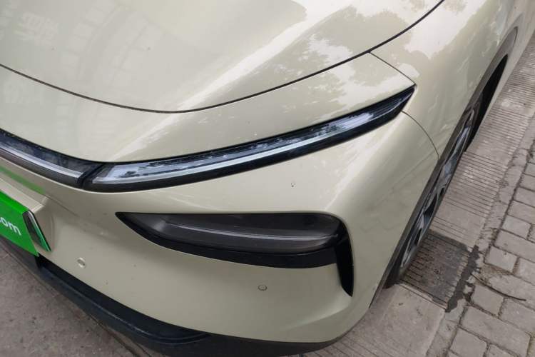 Used XPeng G7 2025 Model—702 Ultra Long Range Left Front Headlight