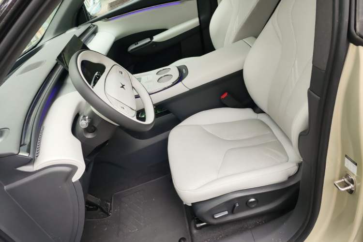 Used XPeng G7 2025 Model—702 Ultra Long Range Left Front Seat
