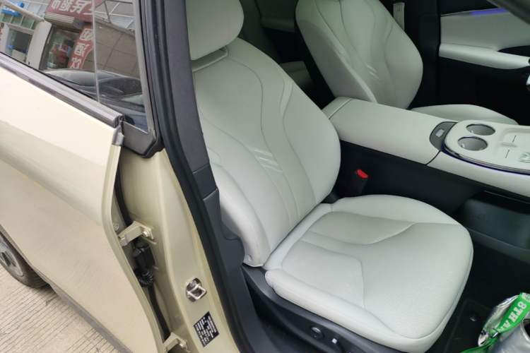 Used XPeng G7 2025 Model—702 Ultra Long Range Right Front Seat