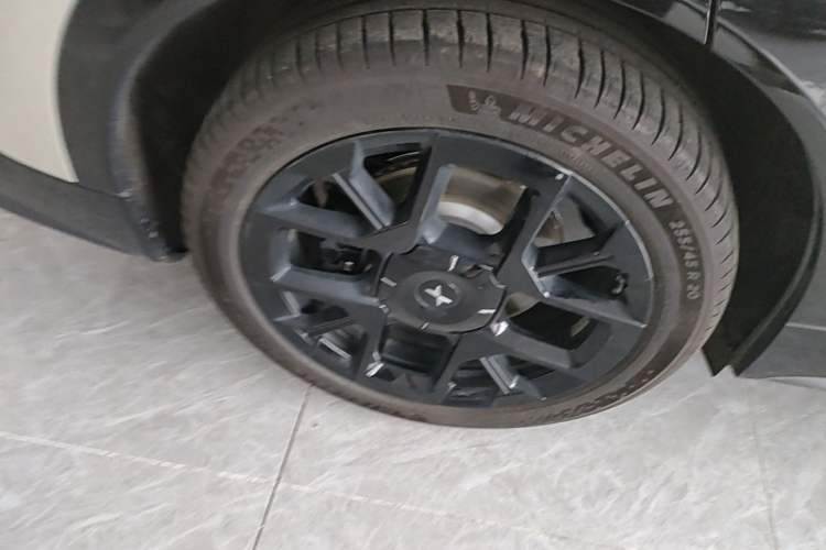 Used XPeng G7 2025 702 Max Right Rear Wheel Hub