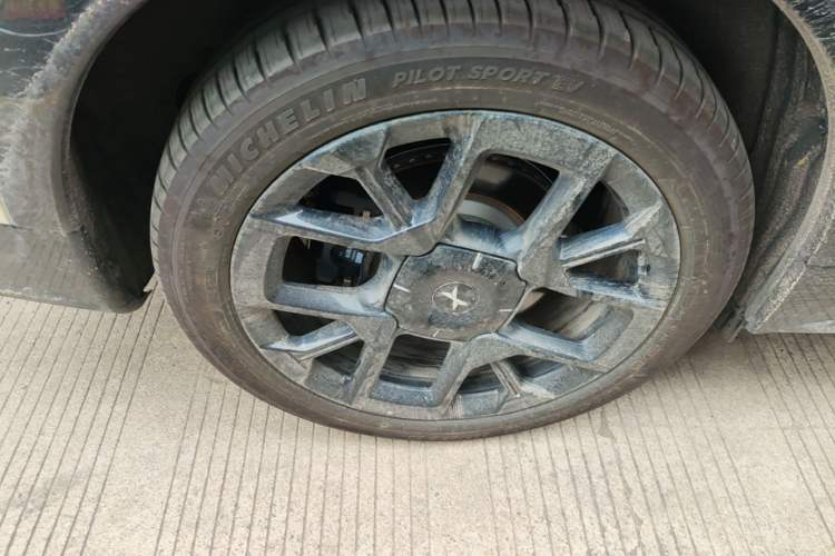 Used XPeng G7 2025 Model—702 Ultra Long Range Right Rear Wheel Hub