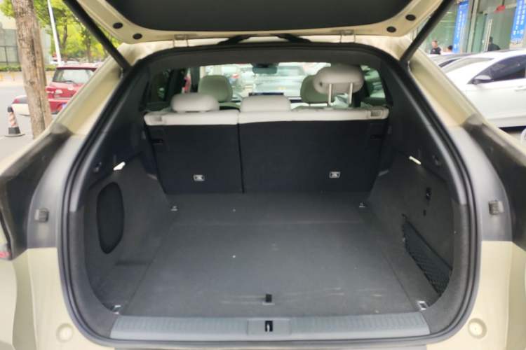 Used XPeng G7 2025 Model—702 Ultra Long Range Trunk