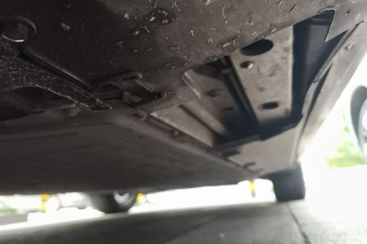 Used XPeng G7 2025 702 Max Chassis Front Left