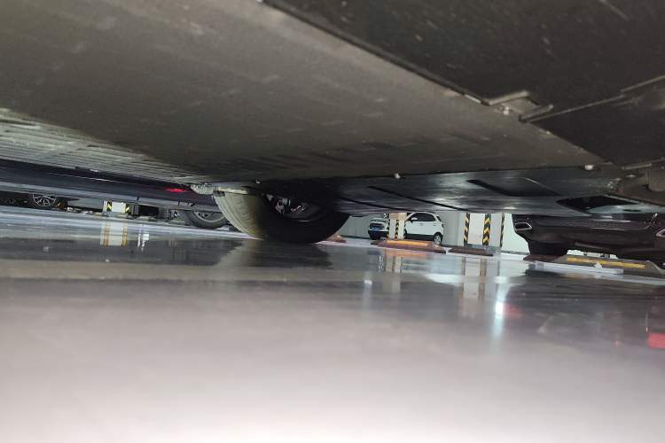 Used XPeng G7 2025 Model—702 Ultra Long Range Chassis Rear Left