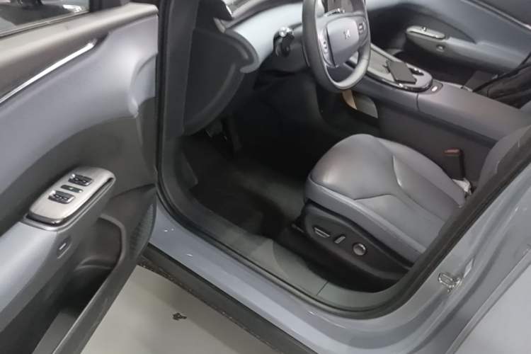 Used XPeng G7 2025 Model—702 Ultra Long Range Driver Seat
