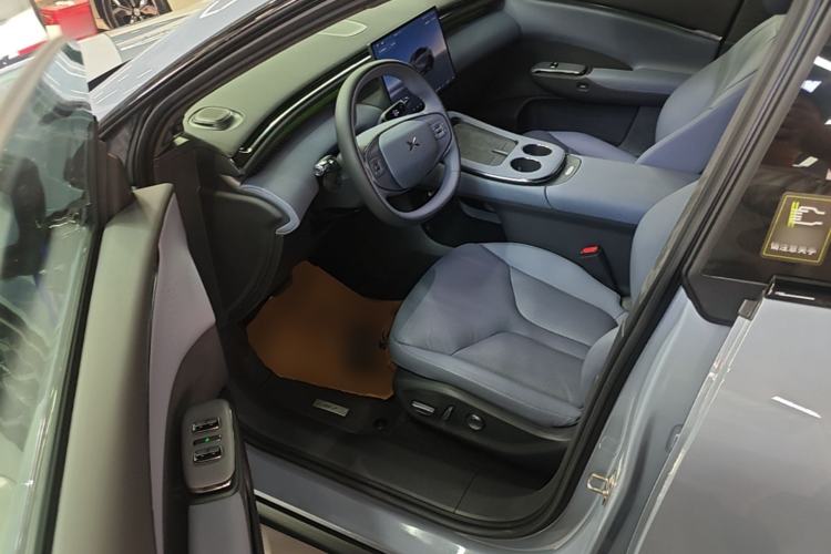 Used XPeng G7 2025 Model—702 Ultra Long Range Driver Seat