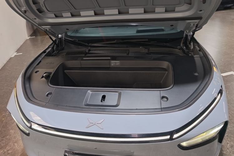 Used XPeng G7 2025 Model—702 Ultra Long Range Engine Bay