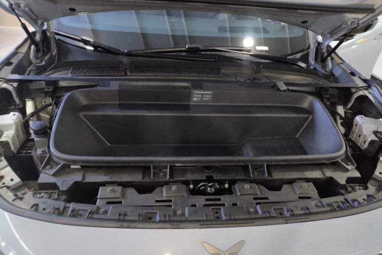 Used XPeng G7 2025 702 Max Engine Bay