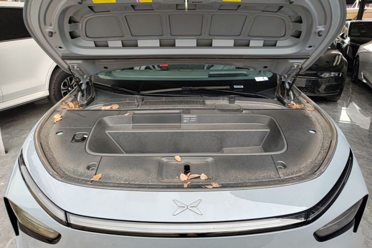 Used XPeng G7 2025 Model—702 Ultra Long Range Engine Bay