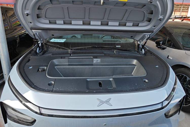Used XPeng G7 2025 Model—702 Ultra Long Range Engine Bay