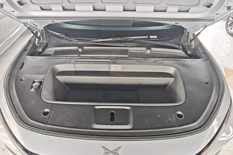 Used XPeng G7 2025 702 Max Engine Bay
