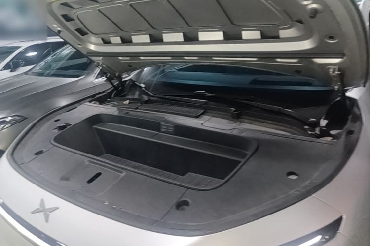 Used XPeng G7 2025 Model—602 Long Range Max Engine Bay
