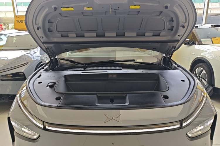 Used XPeng G7 2025 702 Max Engine Bay
