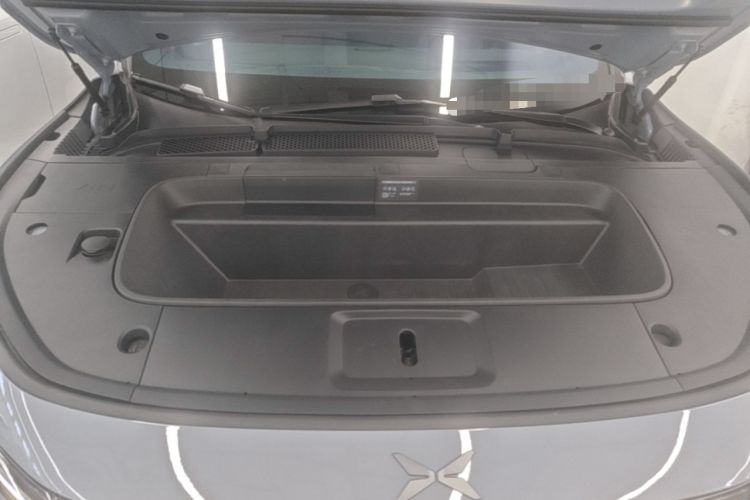 Used XPeng G7 2025 Model—602 Long Range Max Engine Bay