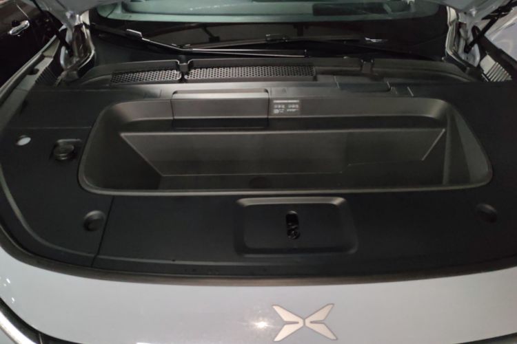 Used XPeng G7 2025 Model—702 Ultra Long Range Engine Bay