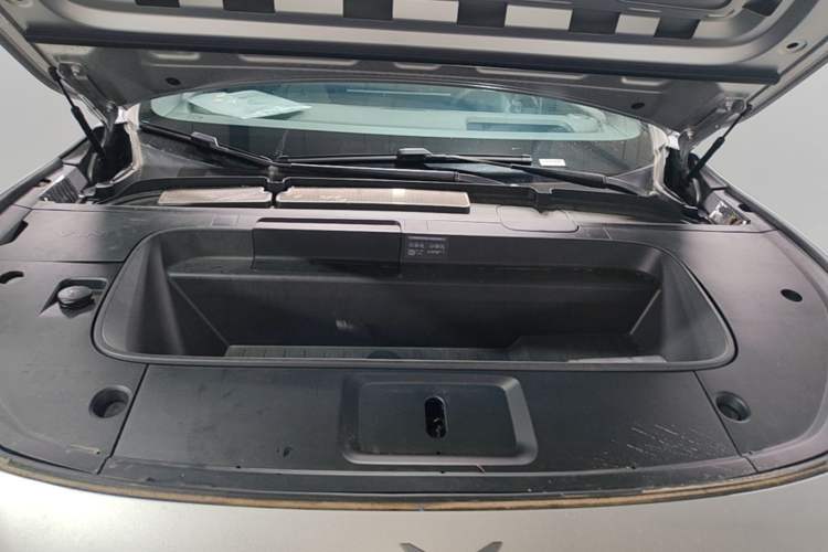 Used XPeng G7 2025 702 Max Engine Bay