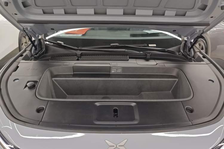 Used XPeng G7 2025 702 Max Engine Bay