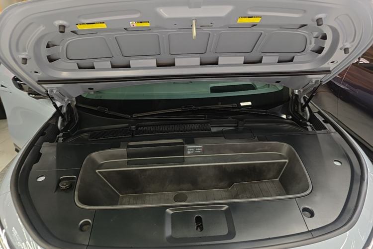 Used XPeng G7 2025 Model—702 Ultra Long Range Engine Bay