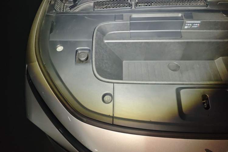 Used XPeng G7 2025 Model—602 Long Range Max Engine Bay Right