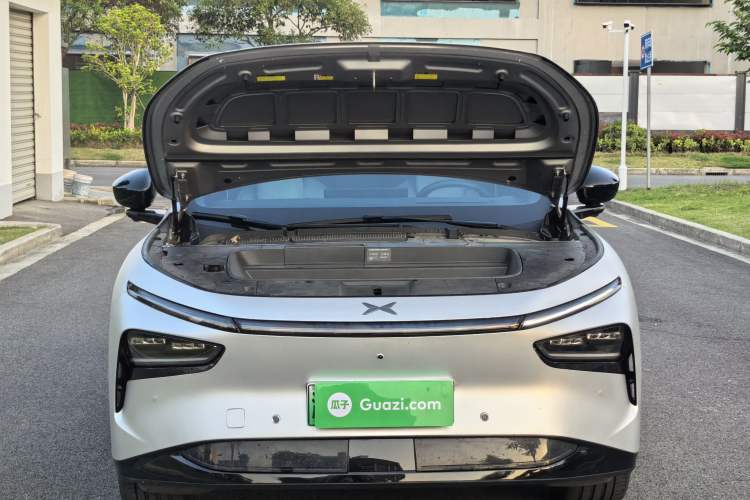 Used XPeng G7 2025 Model—602 Long Range Max Engine Bay