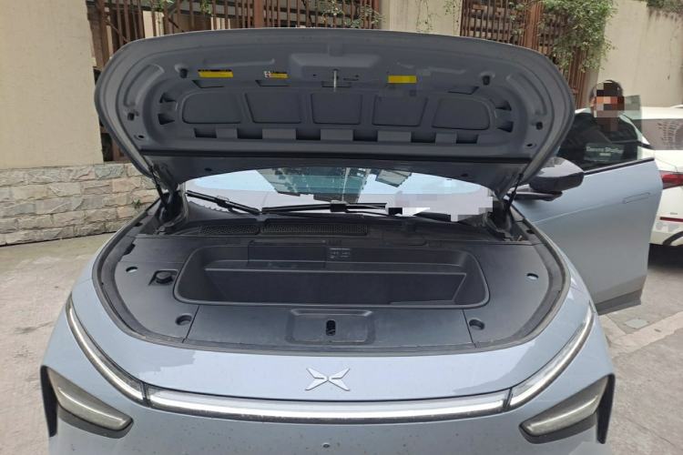 Used XPeng G7 2025 Model—702 Ultra Long Range Engine Bay