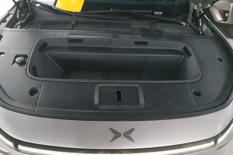 Used XPeng G7 2025 702 Max Engine Bay