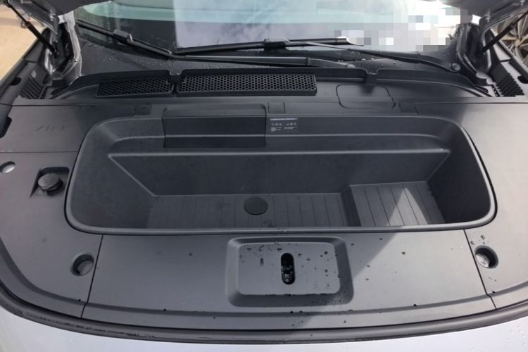 Used XPeng G7 2025 Model—602 Long Range Max Engine Bay