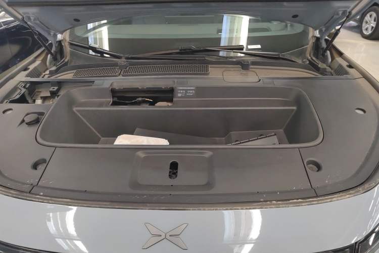 Used XPeng G7 2025 702 Max Engine Bay