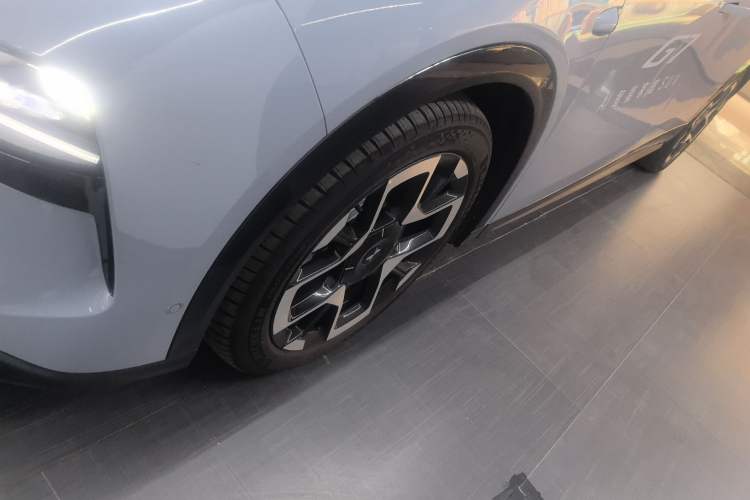 Used XPeng G7 2025 Model—702 Ultra Long Range Exterior 4